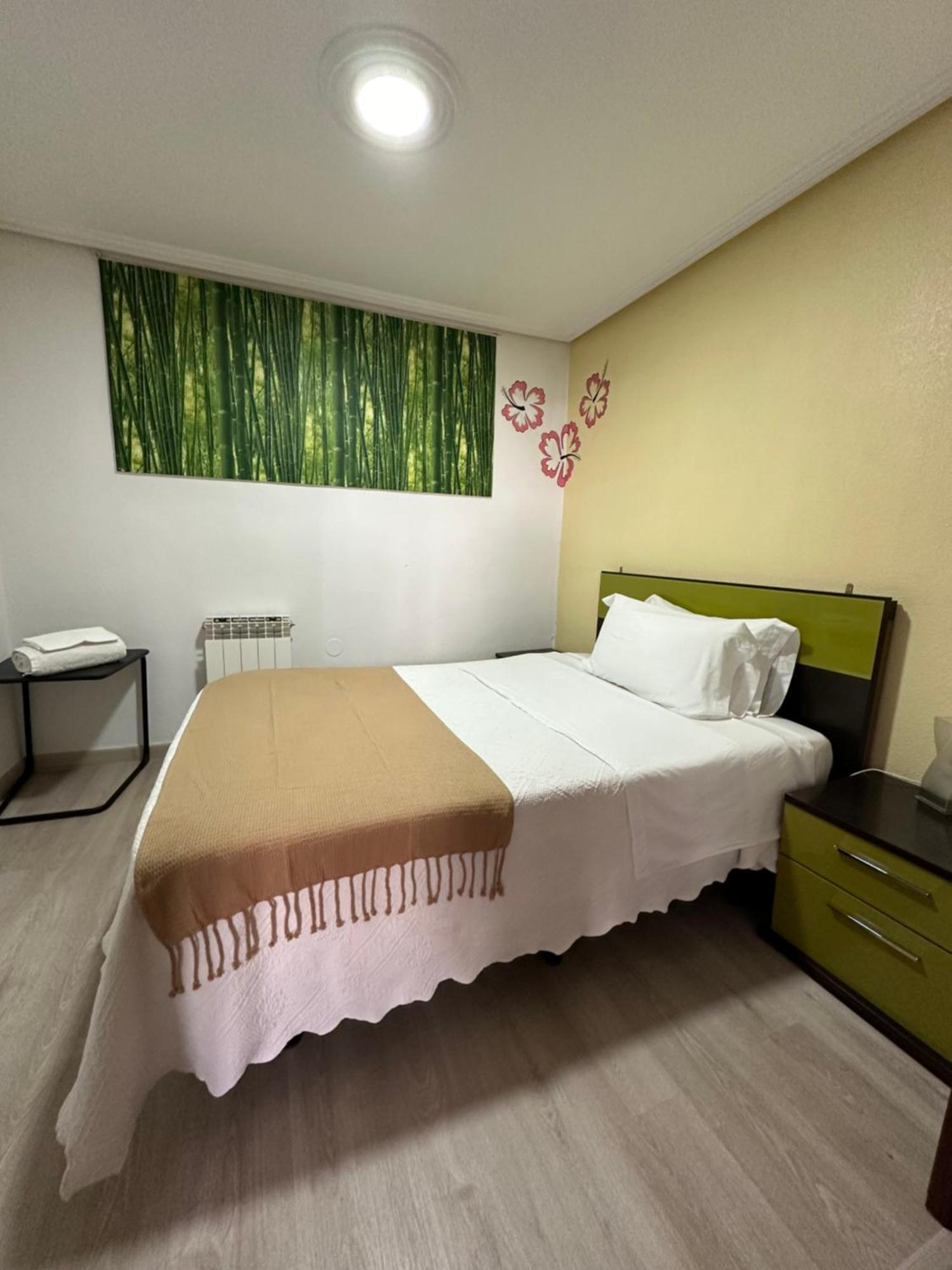 Apartamento Kalea Corazon Urbano Витория Экстерьер фото